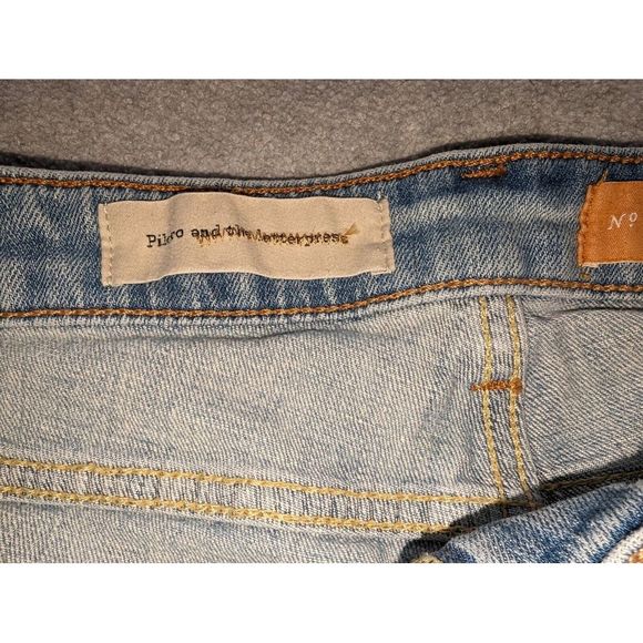 Anthropologie Pilcro‎ and the Letterpress Stet Fit Distressed Jean Shorts 29 - Picture 2 of 4